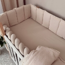 Protectie laterala patut bebe din muselina – Buline bej (1)